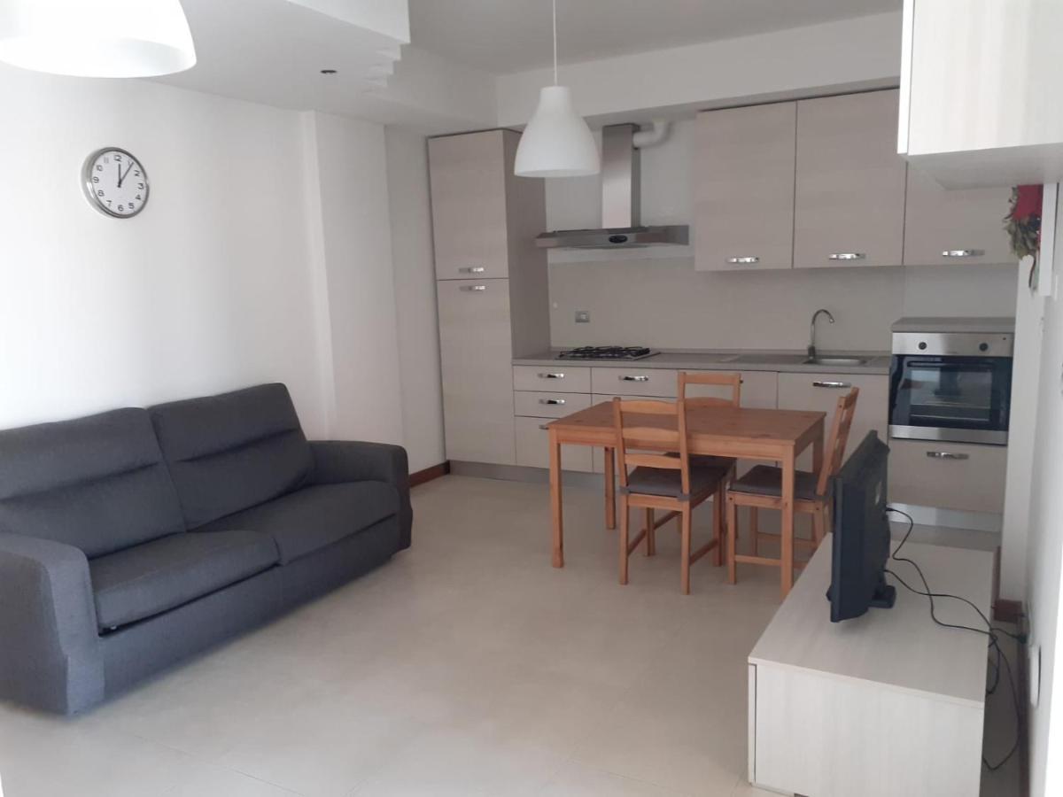 Barcellona Apartment Rimini Ngoại thất bức ảnh